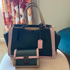 COACH DREAMER 31633 Colorblock W/ Matching Compact Wallet - Very Good Condition